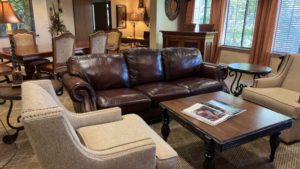 Presidential Suite Inn on Barons Creek Fredericksuburg