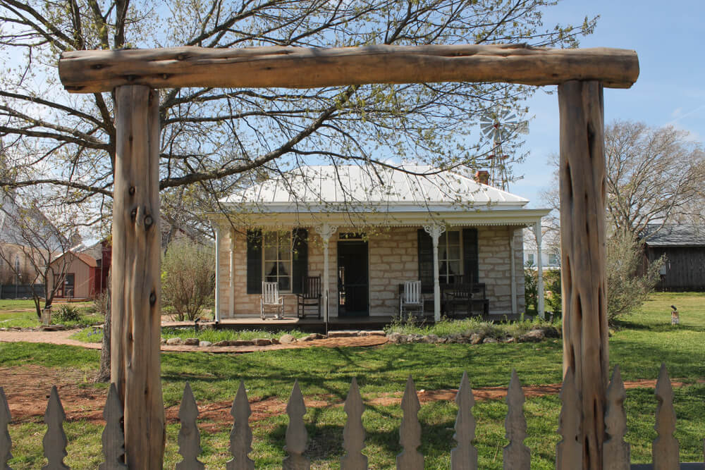 Visit the Pioneer Museum in Fredericksburg, Texas: A photo of the building